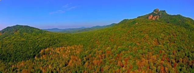 这座山“绝壁凌空”东北少有,五花山色无限风光|门票有优惠_旅游_网